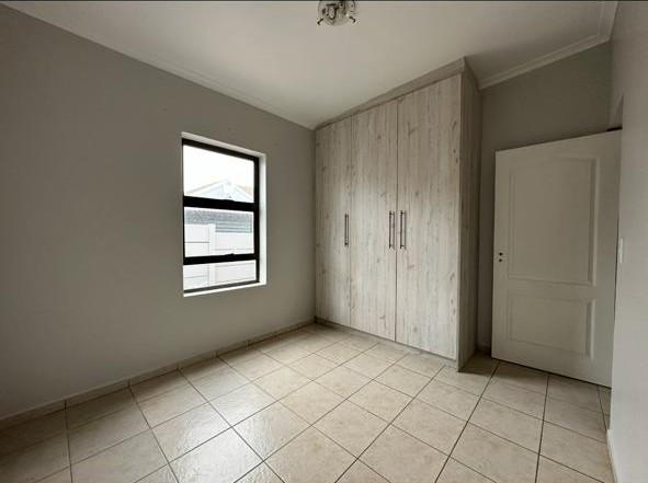 To Let 3 Bedroom Property for Rent in Milnerton Central Western Cape